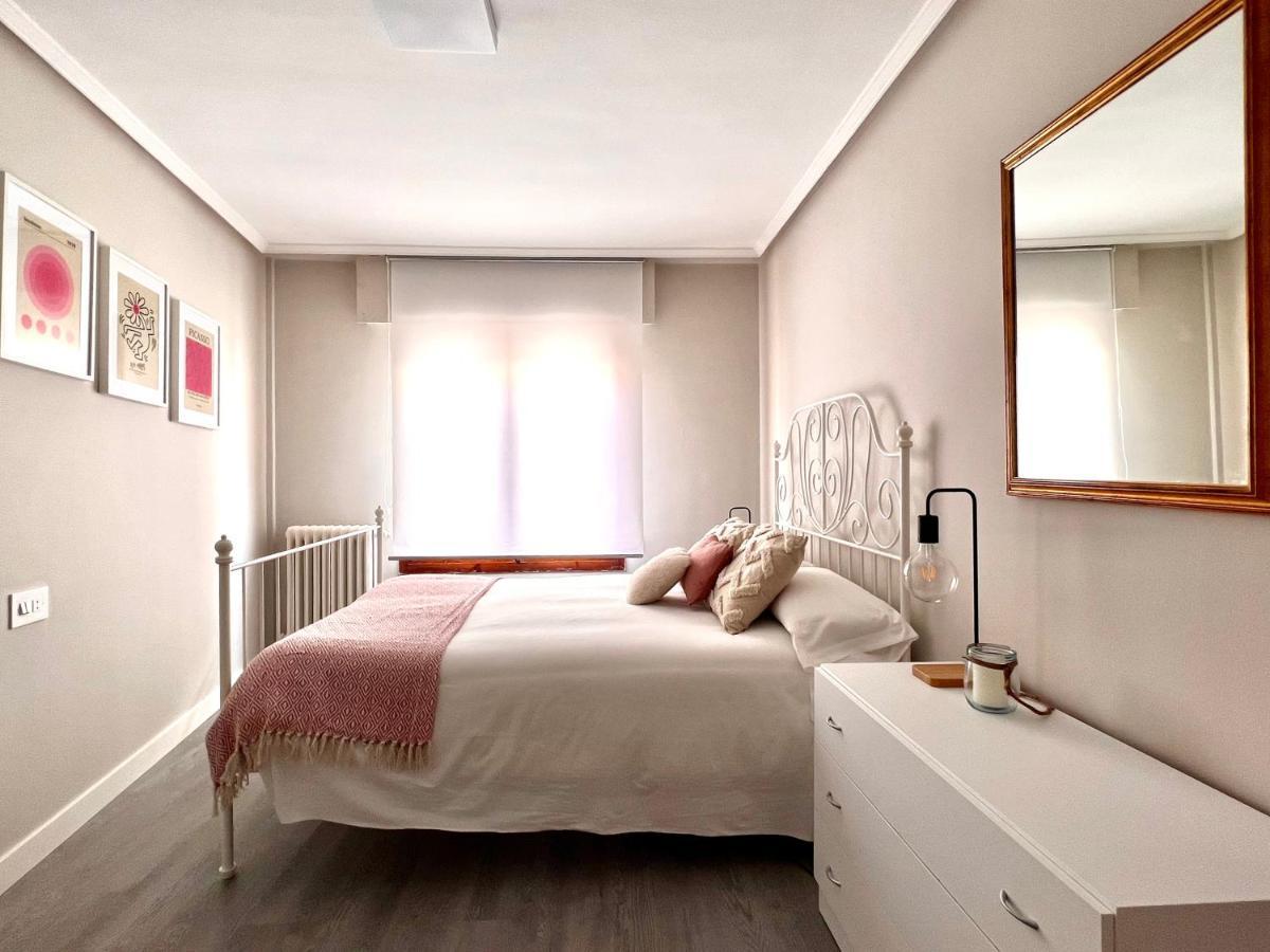 Housing Leon La Paloma Apartment Exterior foto
